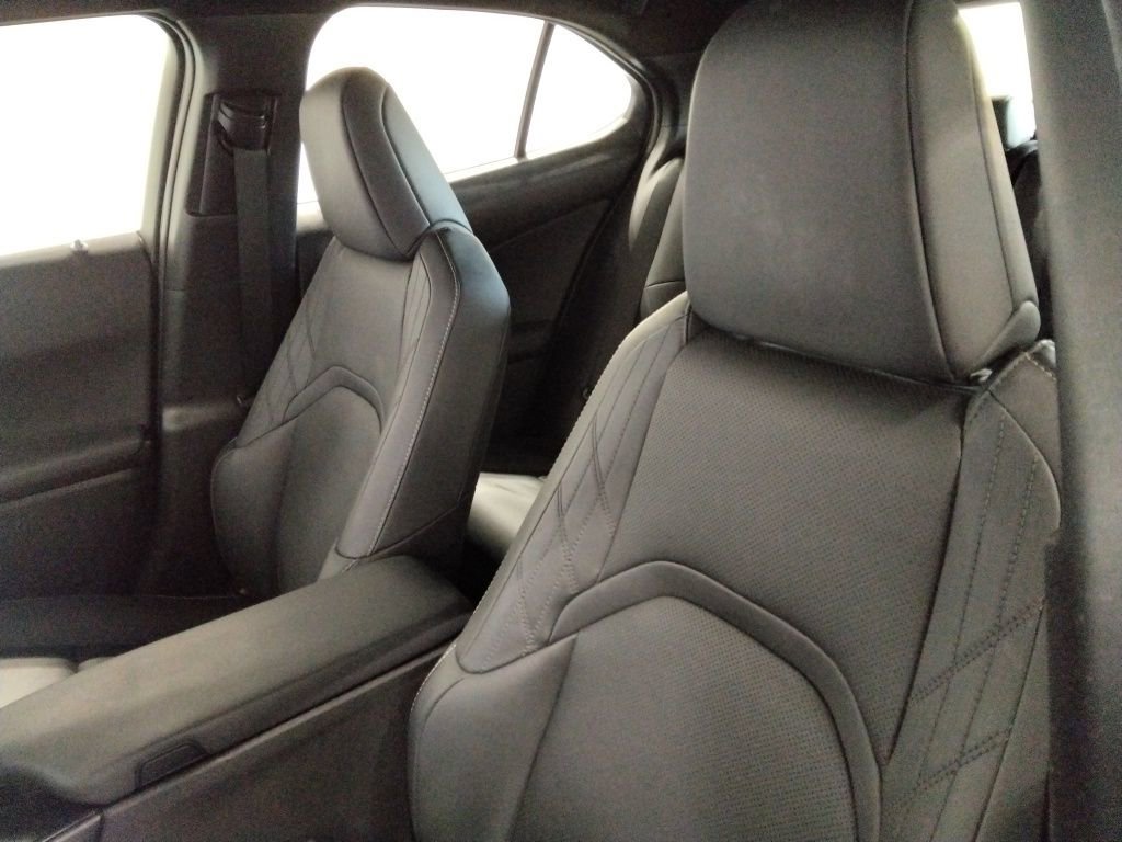 Used 2023 Lexus UX 250h AWD w/ Accessory Package (Z2) image 31