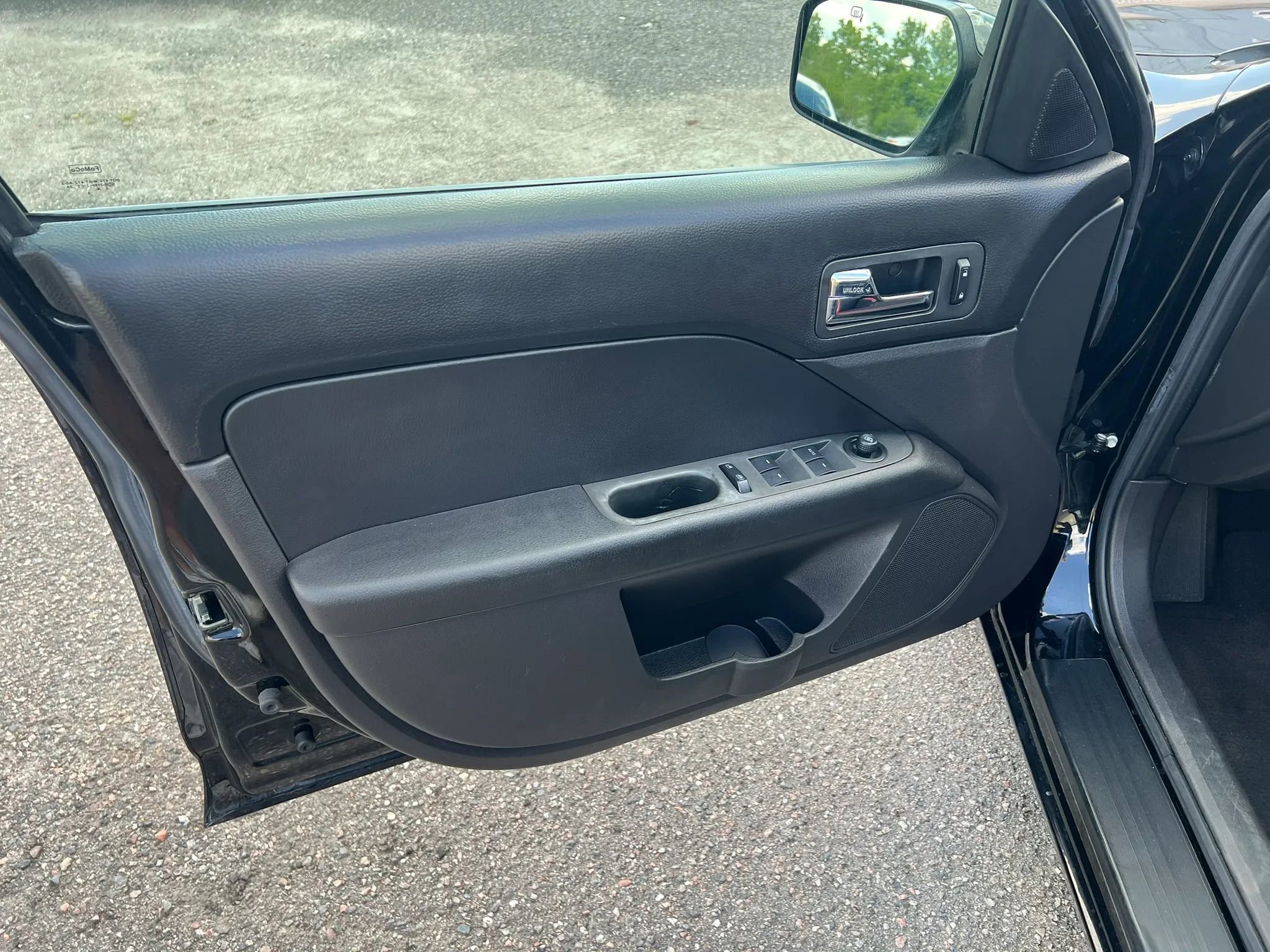Used 2008 Ford Fusion SEL FWD image 6