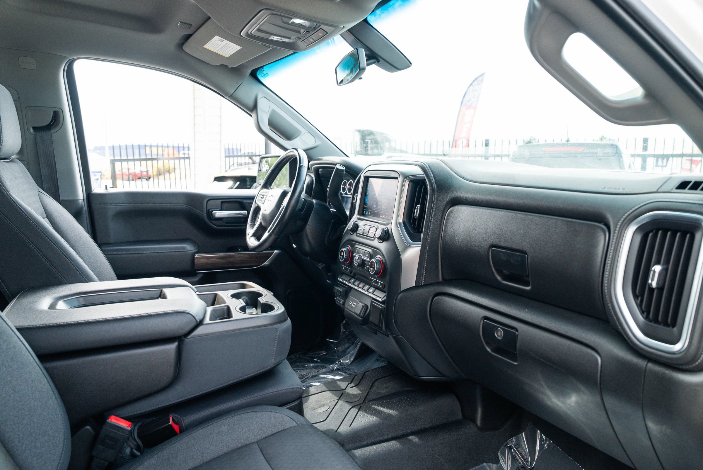 Used 2019 Chevrolet Silverado 1500 LT w/ True North Edition AWD/4WD image 21