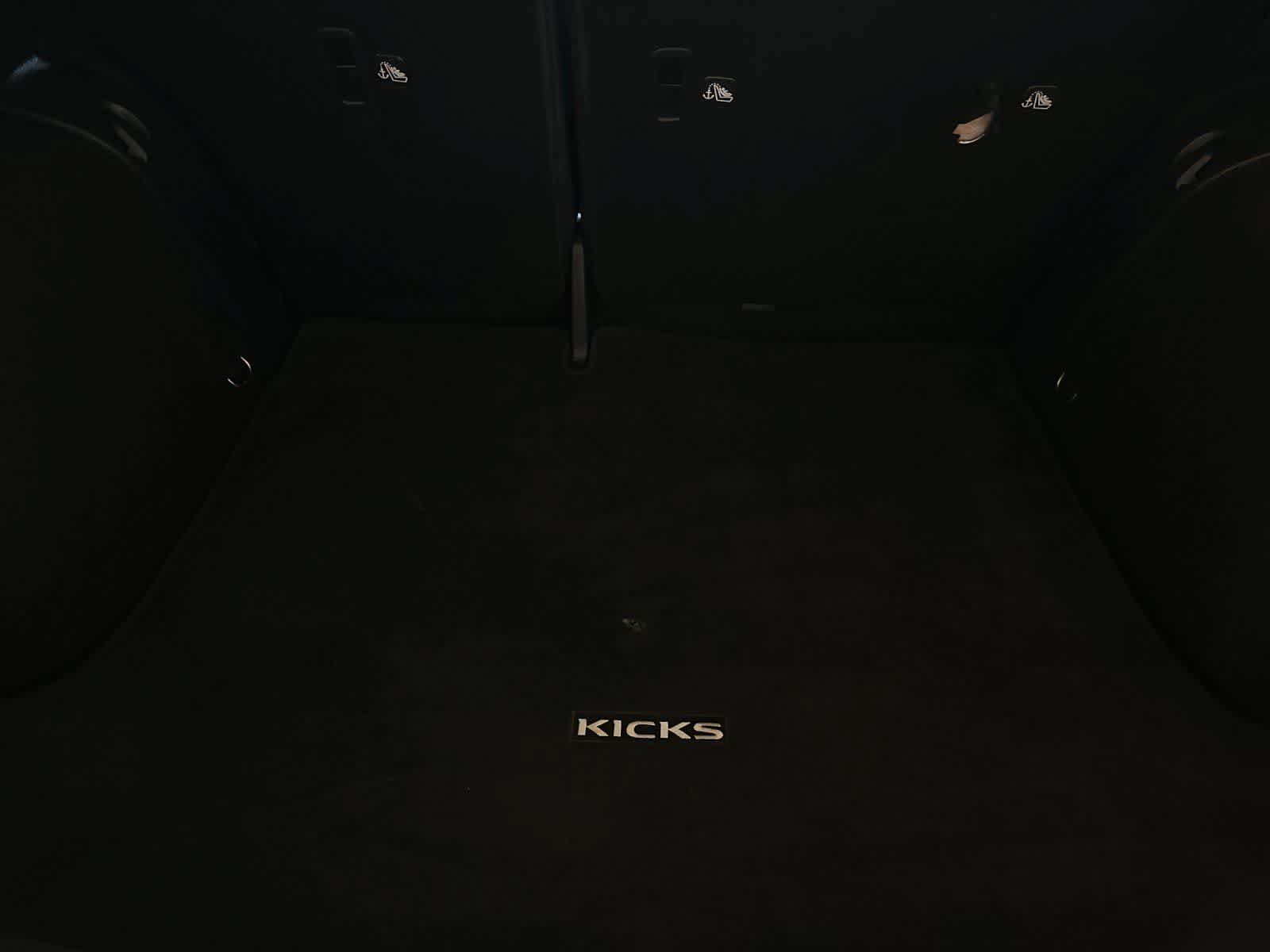 Used 2021 Nissan Kicks SV FWD image 16