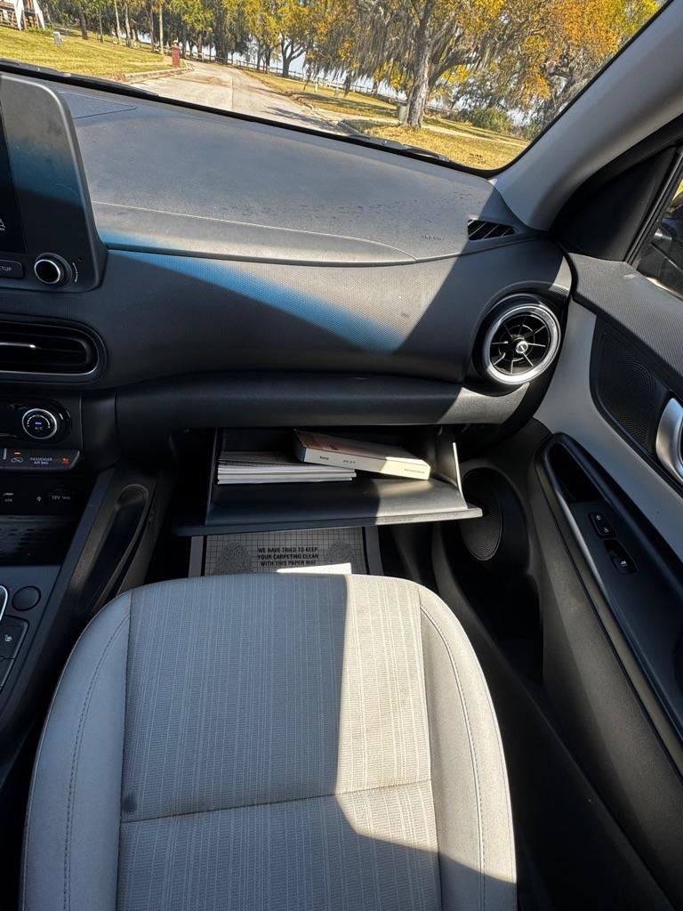 Used 2022 Hyundai Kona SEL w/ Convenience Package image 28