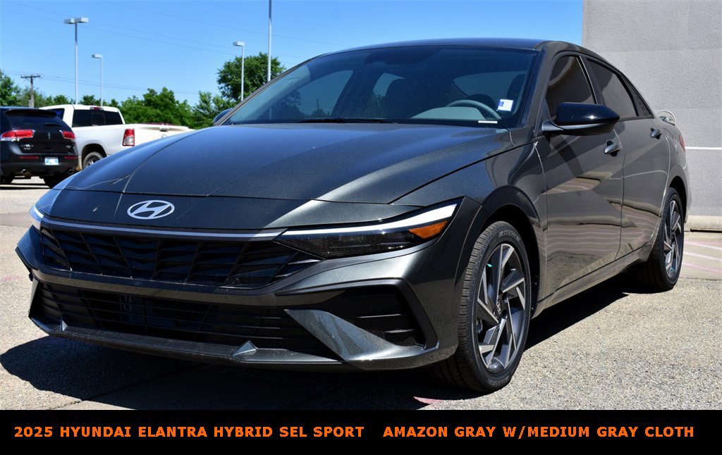 New 2025 Hyundai Elantra SEL w/ Cargo Package