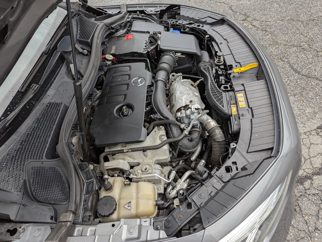 Used 2021 Mercedes-Benz GLA 250 4MATIC image 46