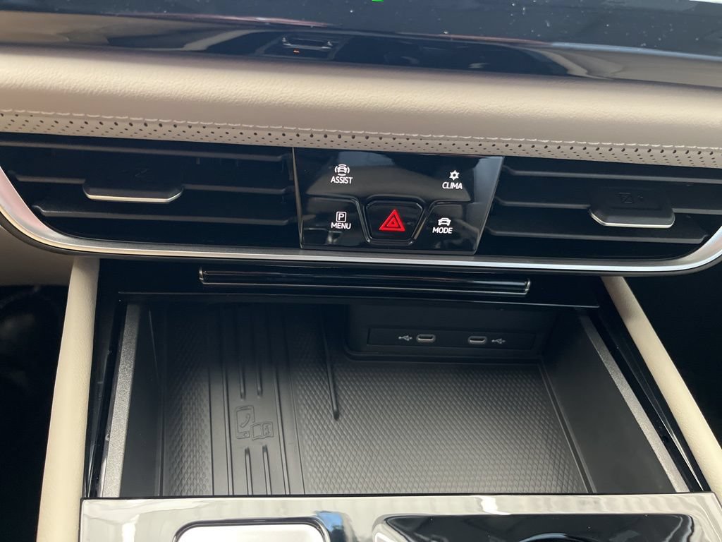 New 2026 Volkswagen Atlas SE FWD image 25