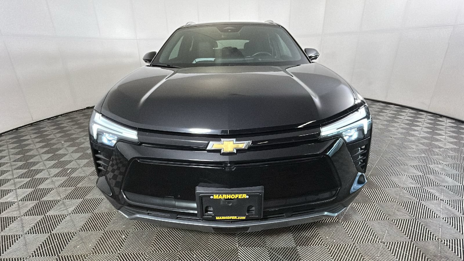 Used 2024 Chevrolet Blazer EV LT AWD/4WD image 9