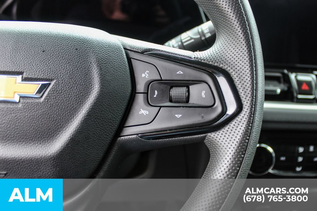 Used 2025 Chevrolet TrailBlazer LT FWD image 24