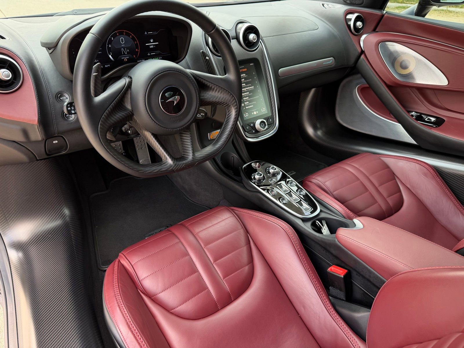 Used 2025 McLaren GTS image 2