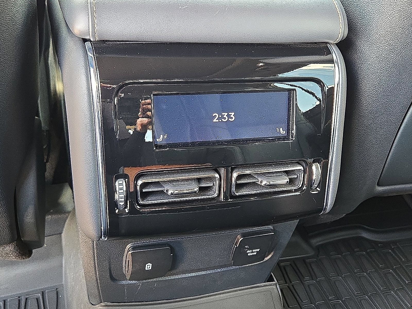 Used 2025 Lincoln Aviator Black Label AWD/4WD image 17