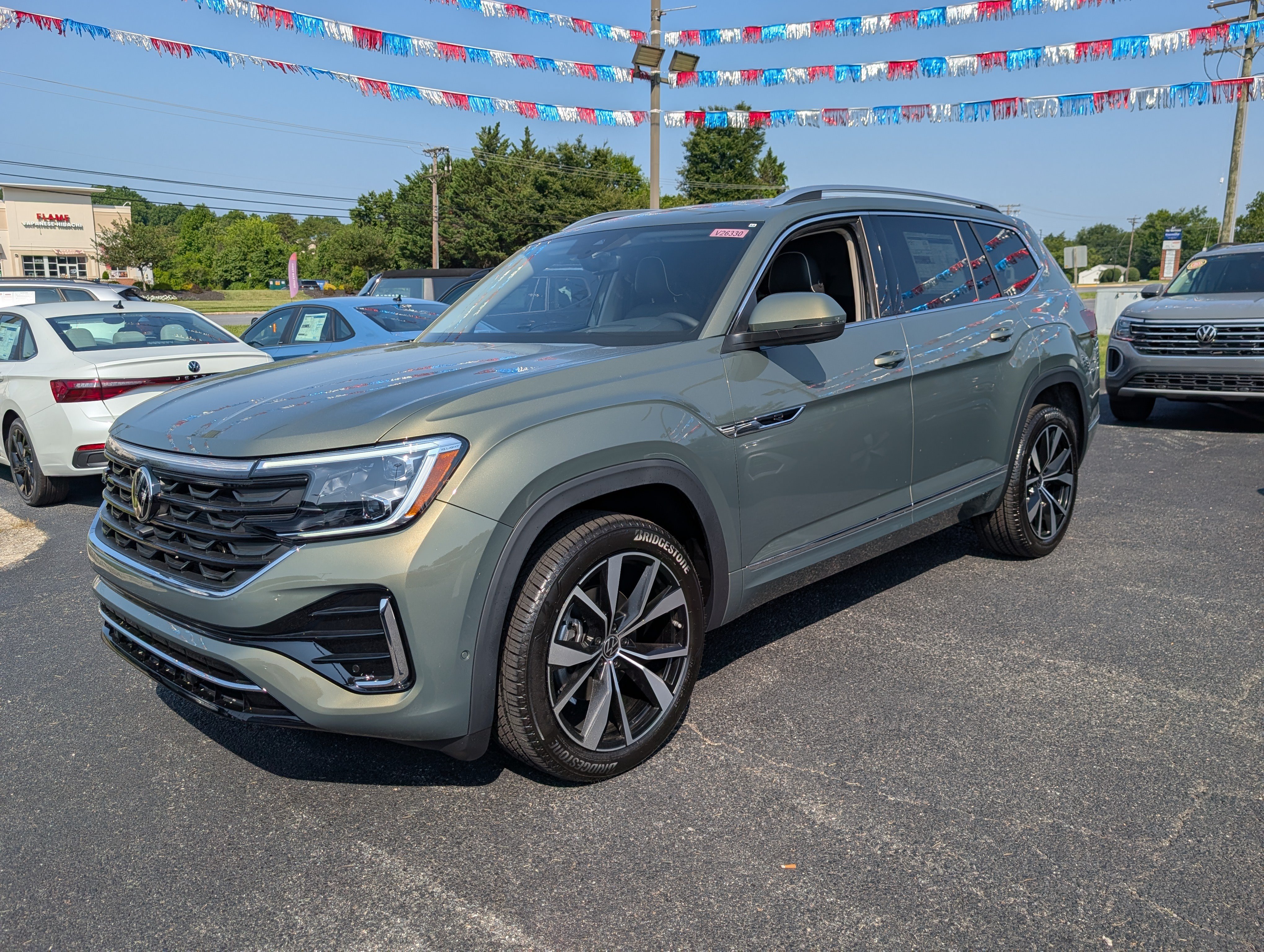 New 2026 Volkswagen Atlas SEL Premium R-Line AWD/4WD image 5