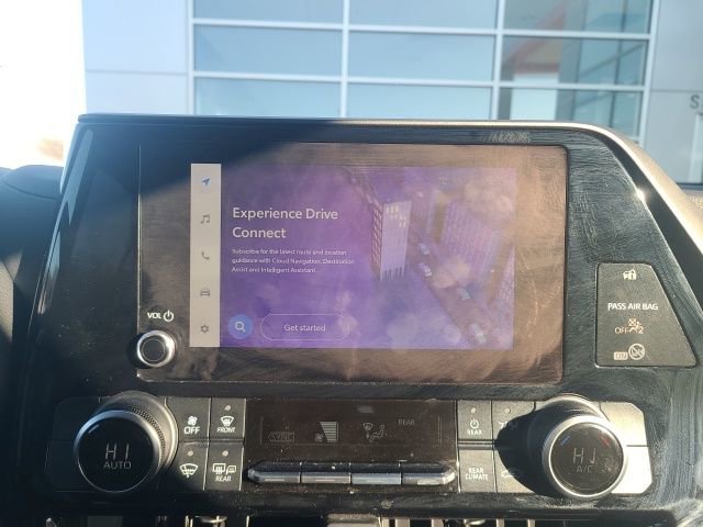 Used 2023 Toyota Highlander LE image 28