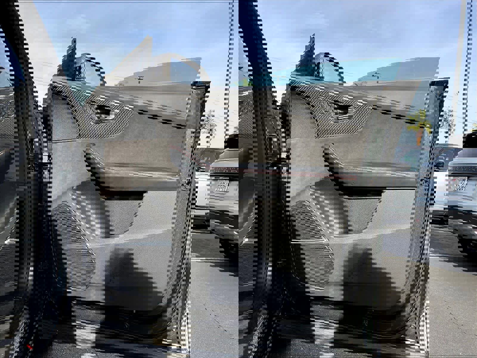 Used 2020 Audi RS Q8 w/ Carbon Optic Package image 26