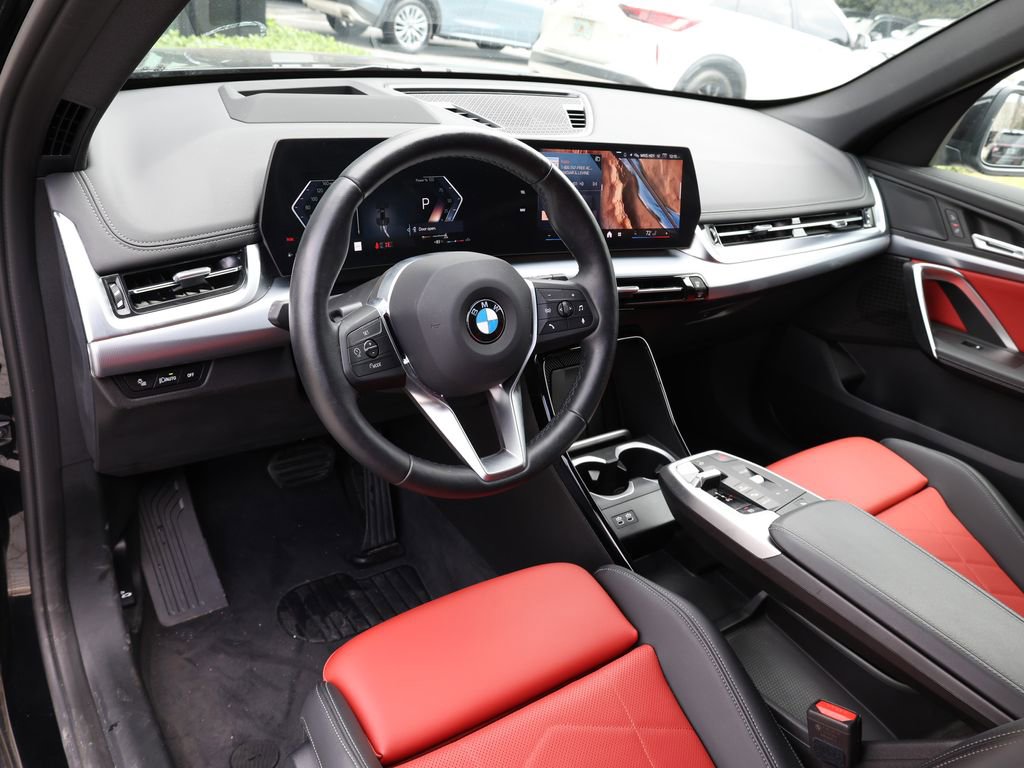 Used 2025 BMW X1 xDrive28i image 15