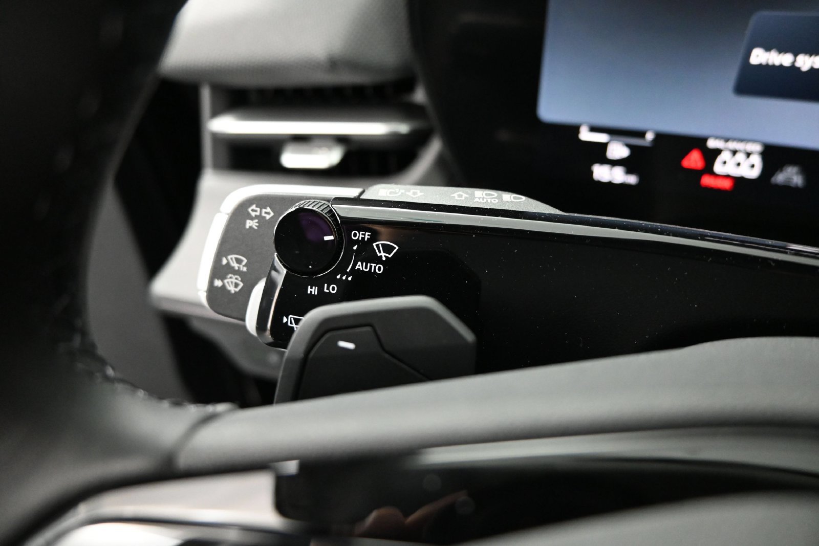 New 2026 Audi Q3 quattro 2.0T AWD/4WD image 13