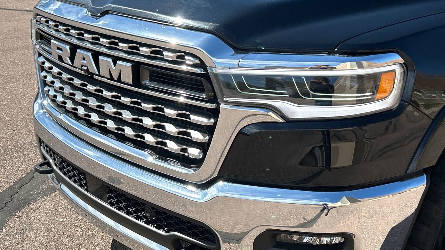 Used 2025 RAM 1500 Limited AWD/4WD image 15