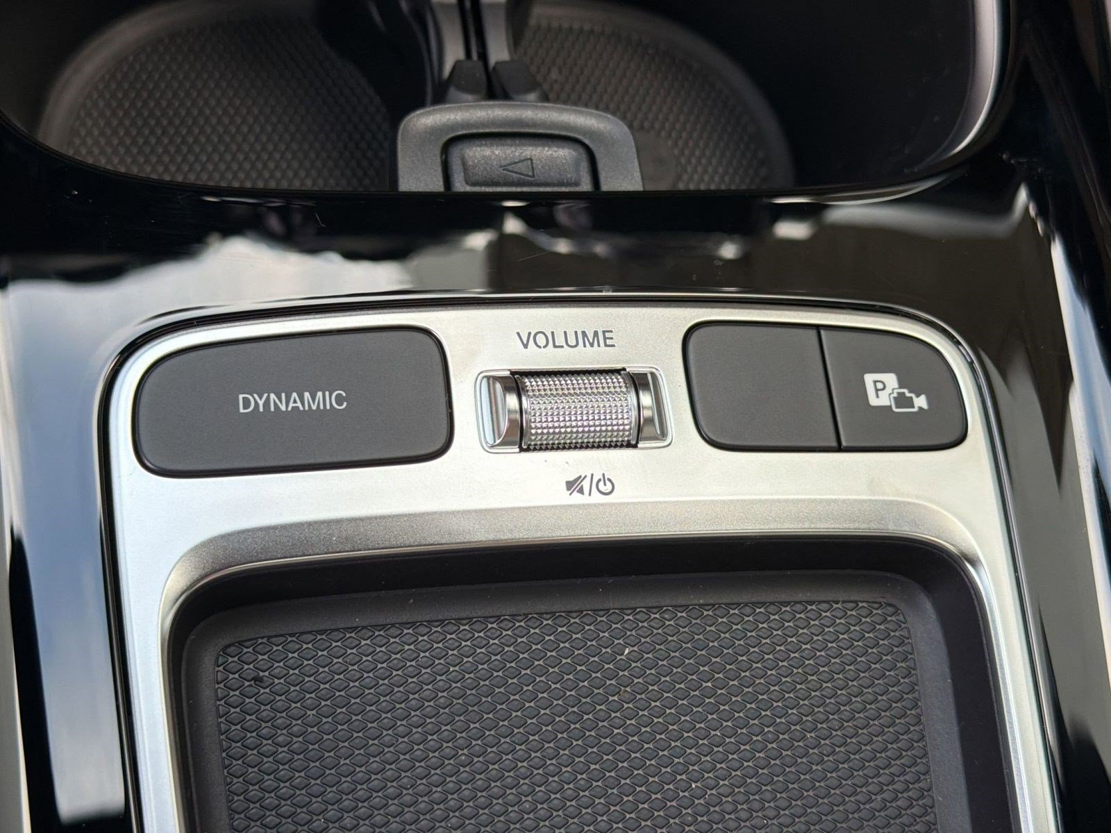 Used 2026 Mercedes-Benz GLB 250 image 32