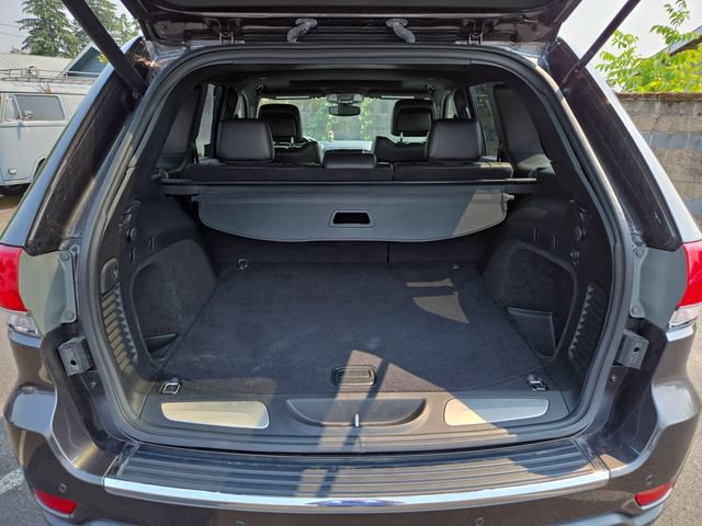 Used 2019 Jeep Grand Cherokee Limited AWD/4WD image 12