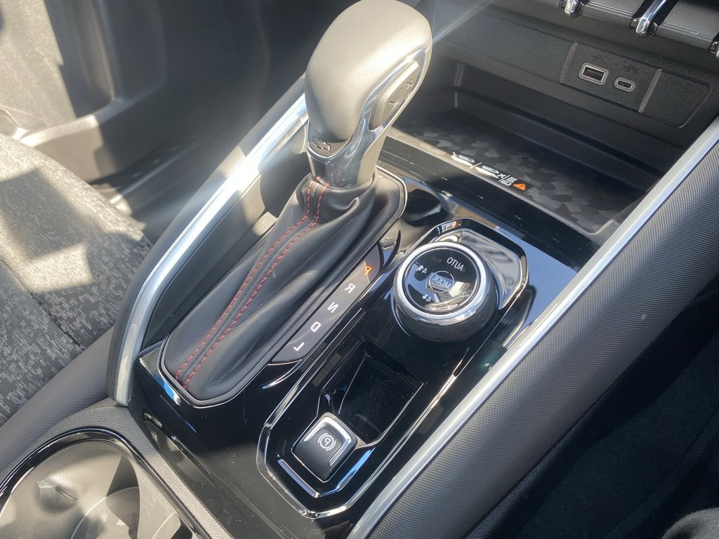 New 2026 Chevrolet Colorado Z71 w/ Technology Package image 32