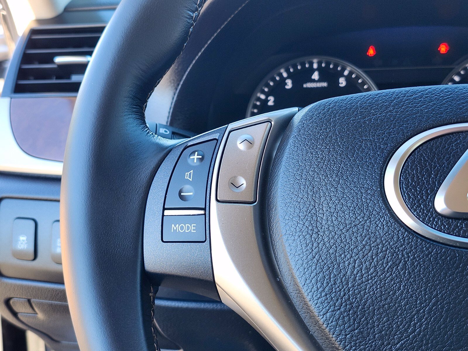 Used 2015 Lexus GS 350 AWD w/ Premium Package image 30