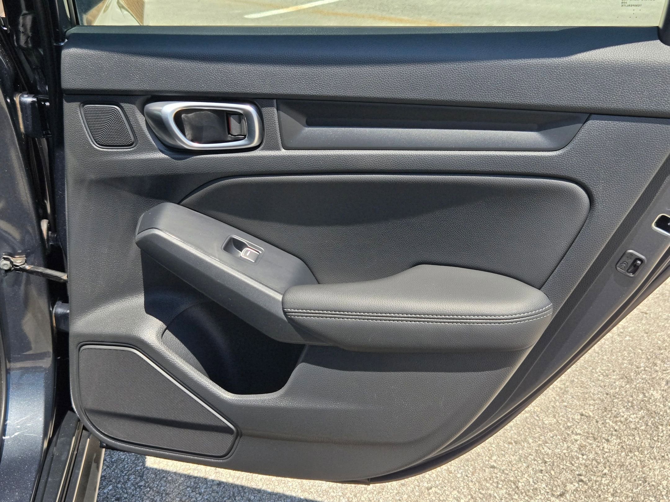 Used 2023 Honda Civic EX-L image 27