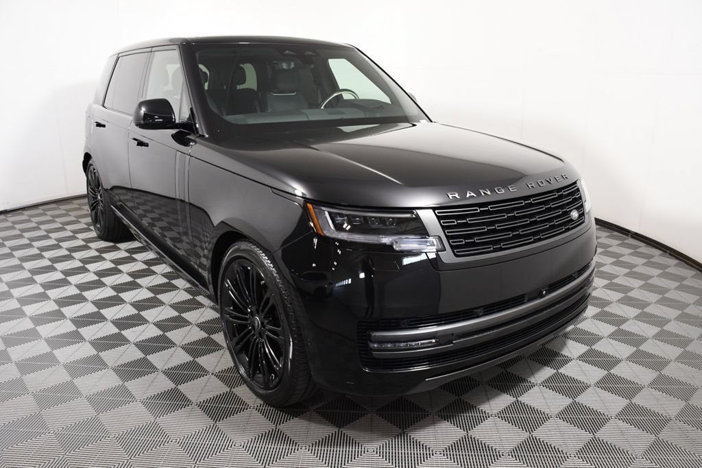 Used 2024 Land Rover Range Rover Long Wheelbase SE AWD/4WD image 9