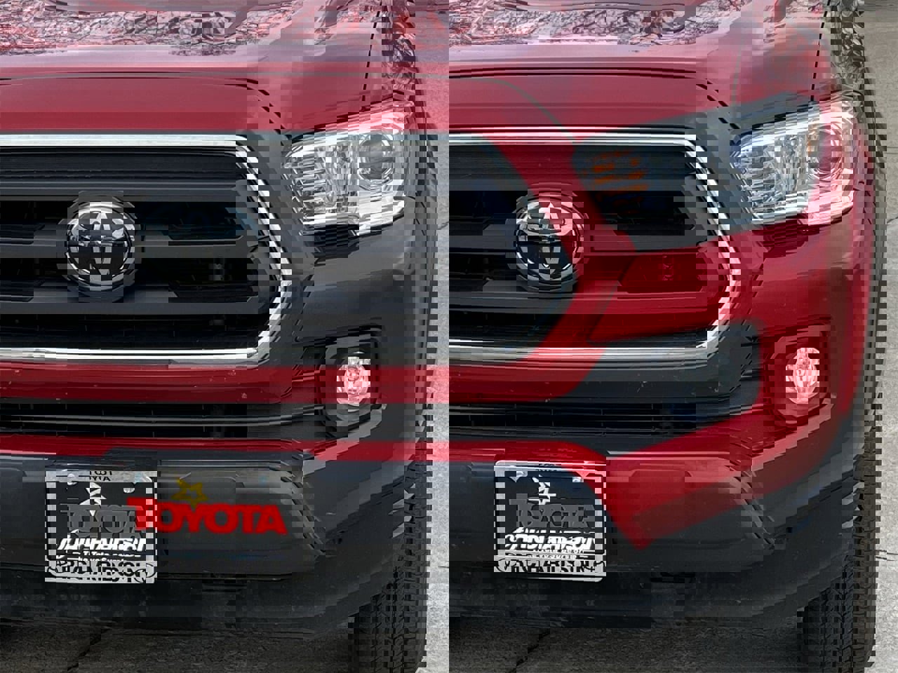 Used 2022 Toyota Tacoma SR5 image 8