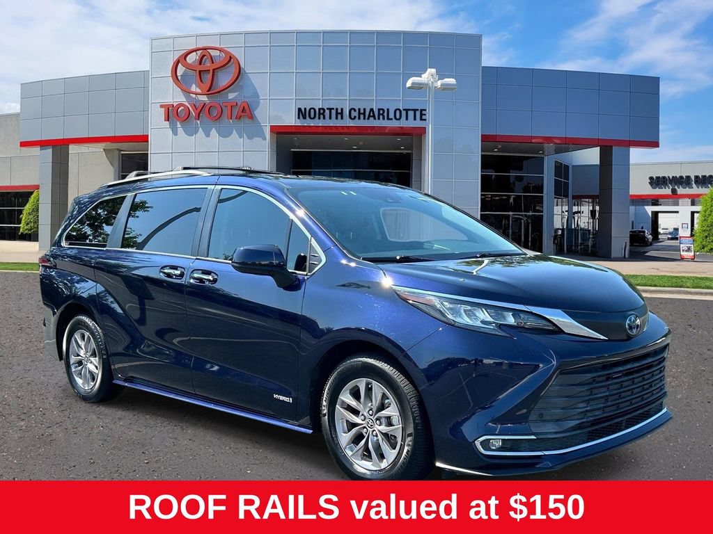 Used 2021 Toyota Sienna XLE