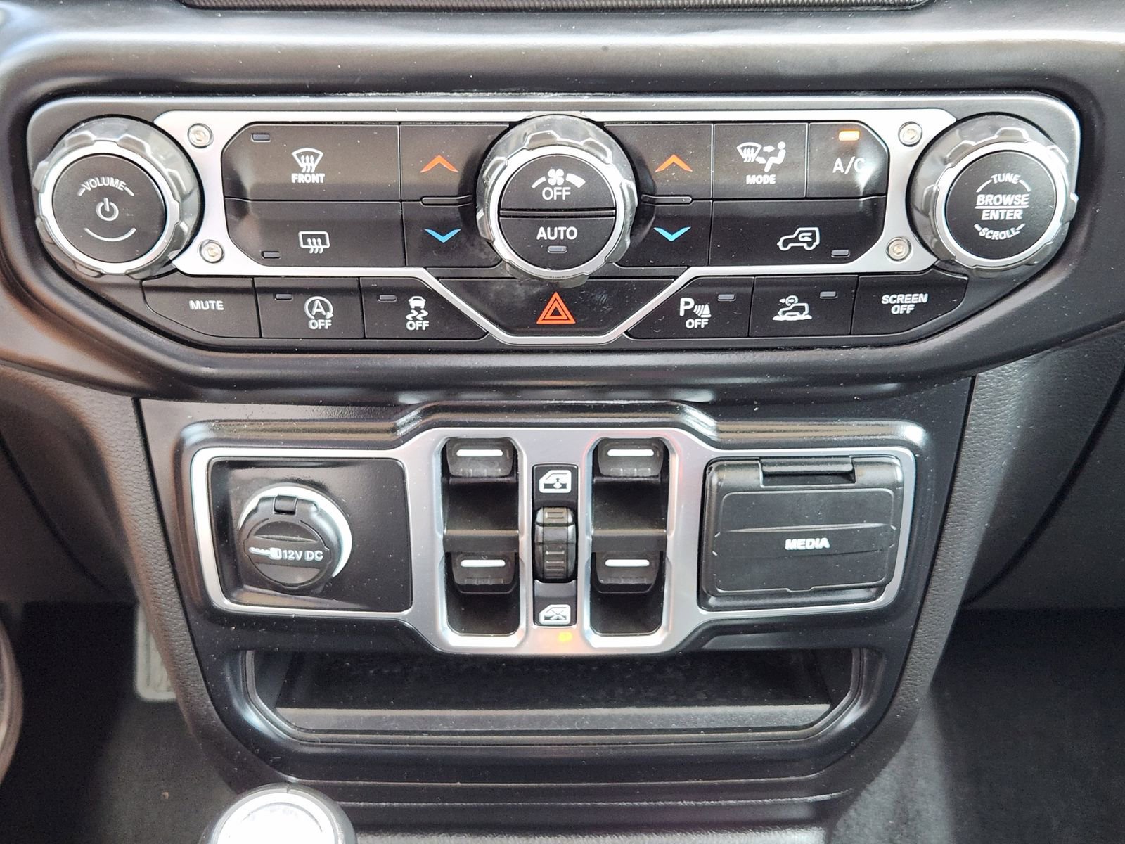 Used 2023 Jeep Gladiator Overland AWD/4WD image 26