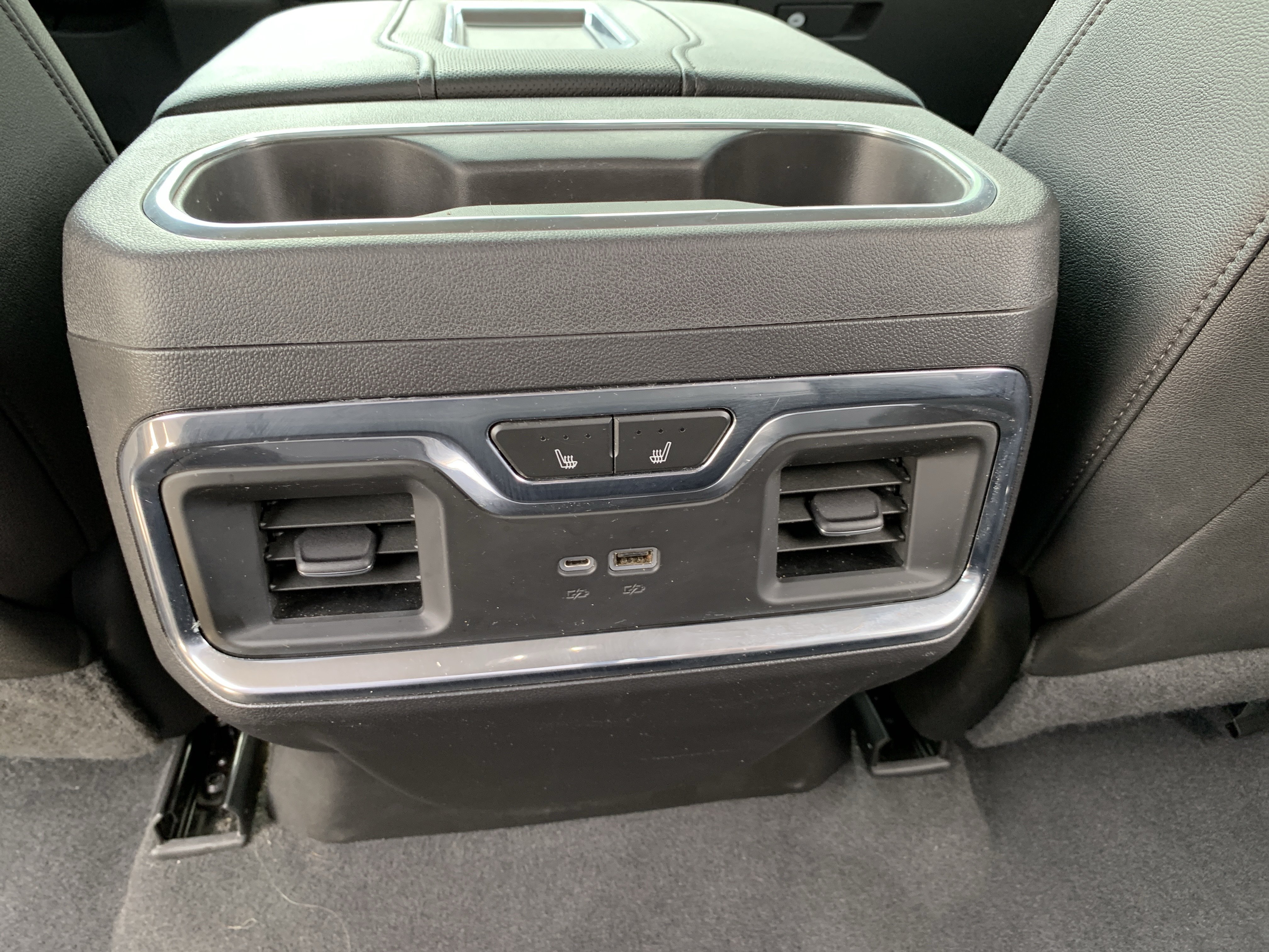 Used 2022 GMC Sierra 1500 SLT w/ SLT Premium Plus Package AWD/4WD image 34