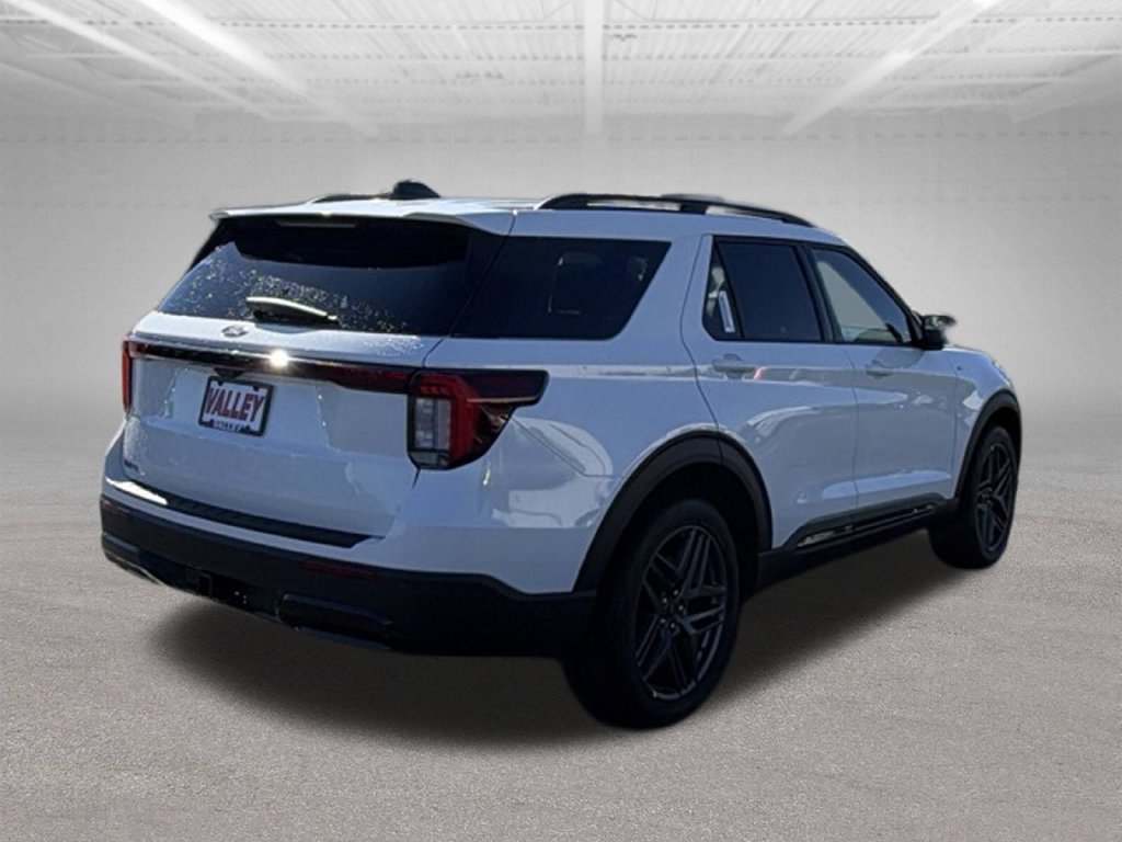 New 2027 Ford Explorer ST-Line w/ Premium Package AWD/4WD image 9