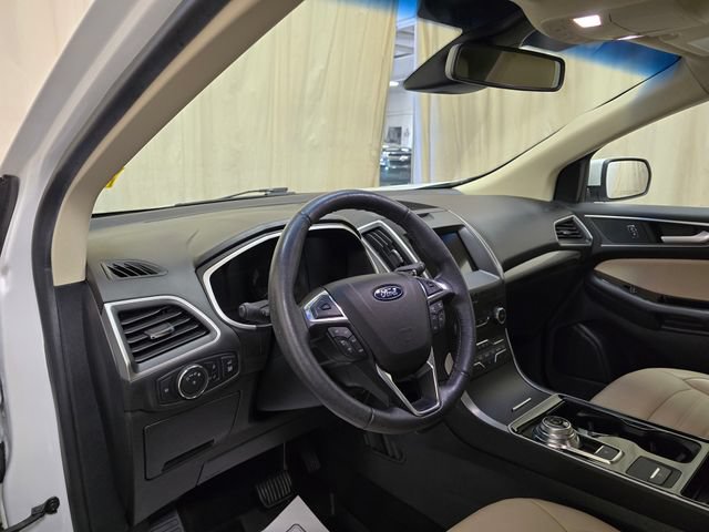 Used 2020 Ford Edge SEL w/ Convenience Package AWD/4WD image 17