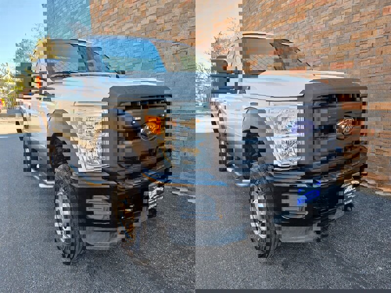 Used 2016 Ford F250 XL w/ Power Equipment Group AWD/4WD image 29