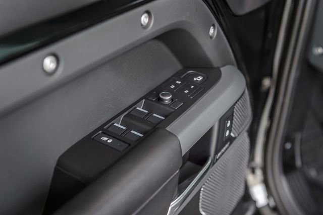Used 2020 Land Rover Defender 110 X image 51