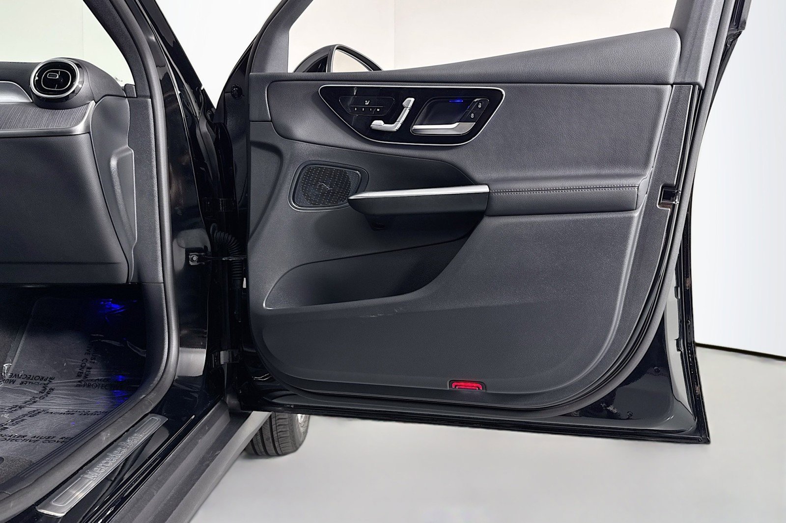 Certified 2026 Mercedes-Benz GLC 300 image 23