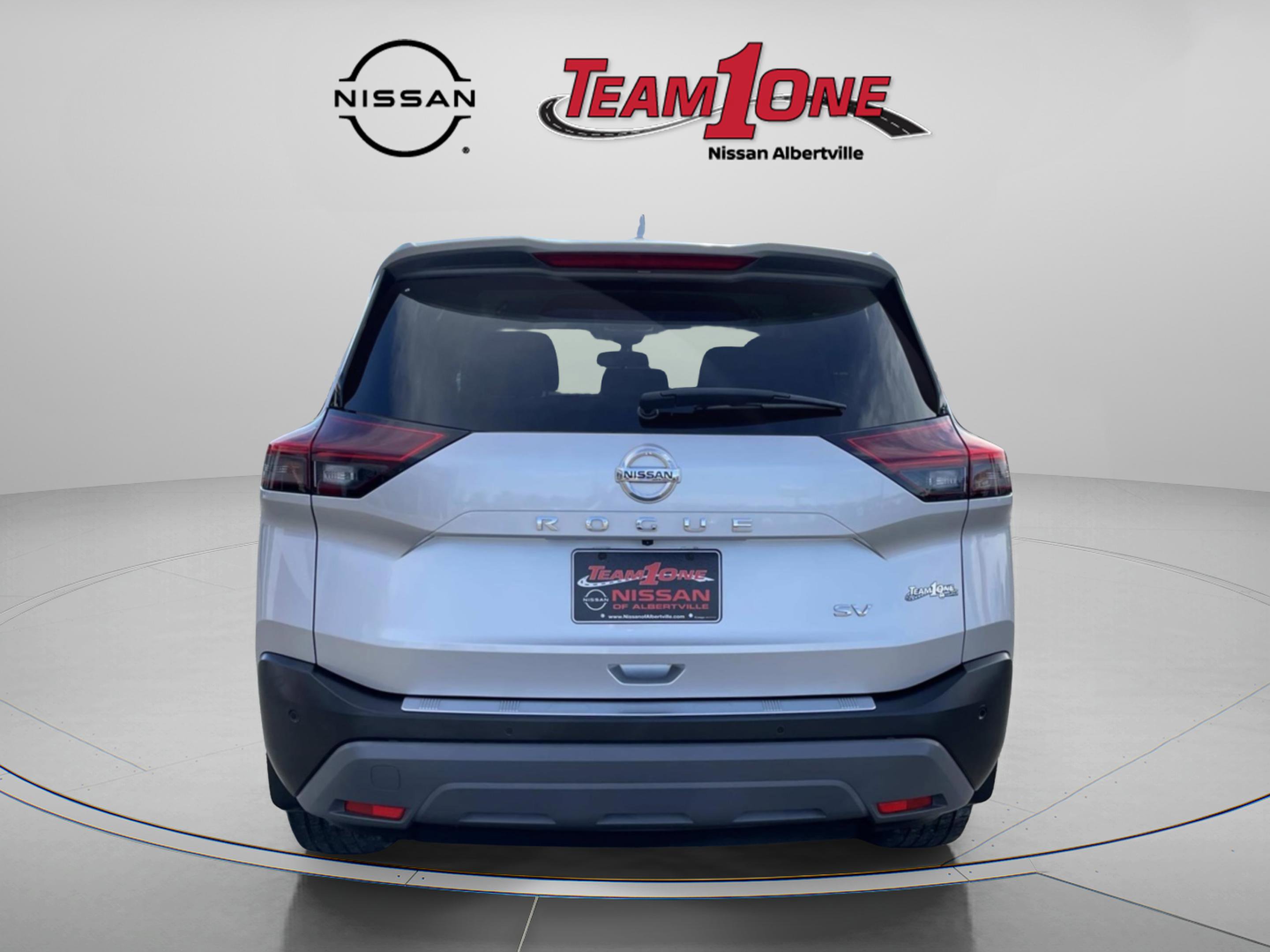 Used 2021 Nissan Rogue SV image 6