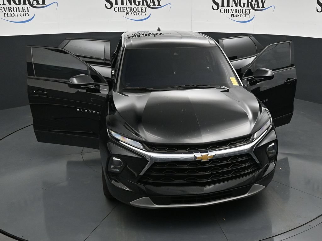 Used 2023 Chevrolet Blazer LT FWD image 34