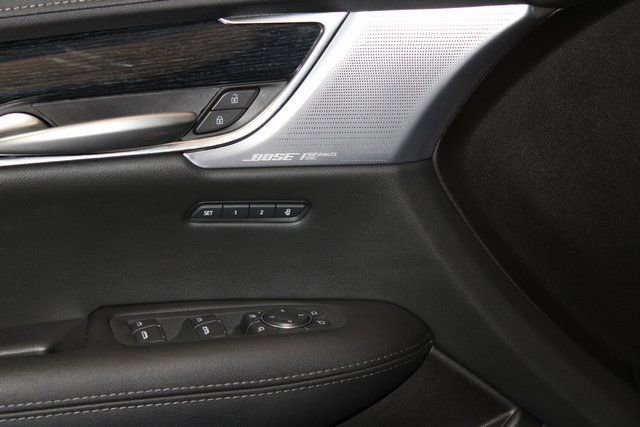 Used 2025 Cadillac XT5 Premium Luxury image 28