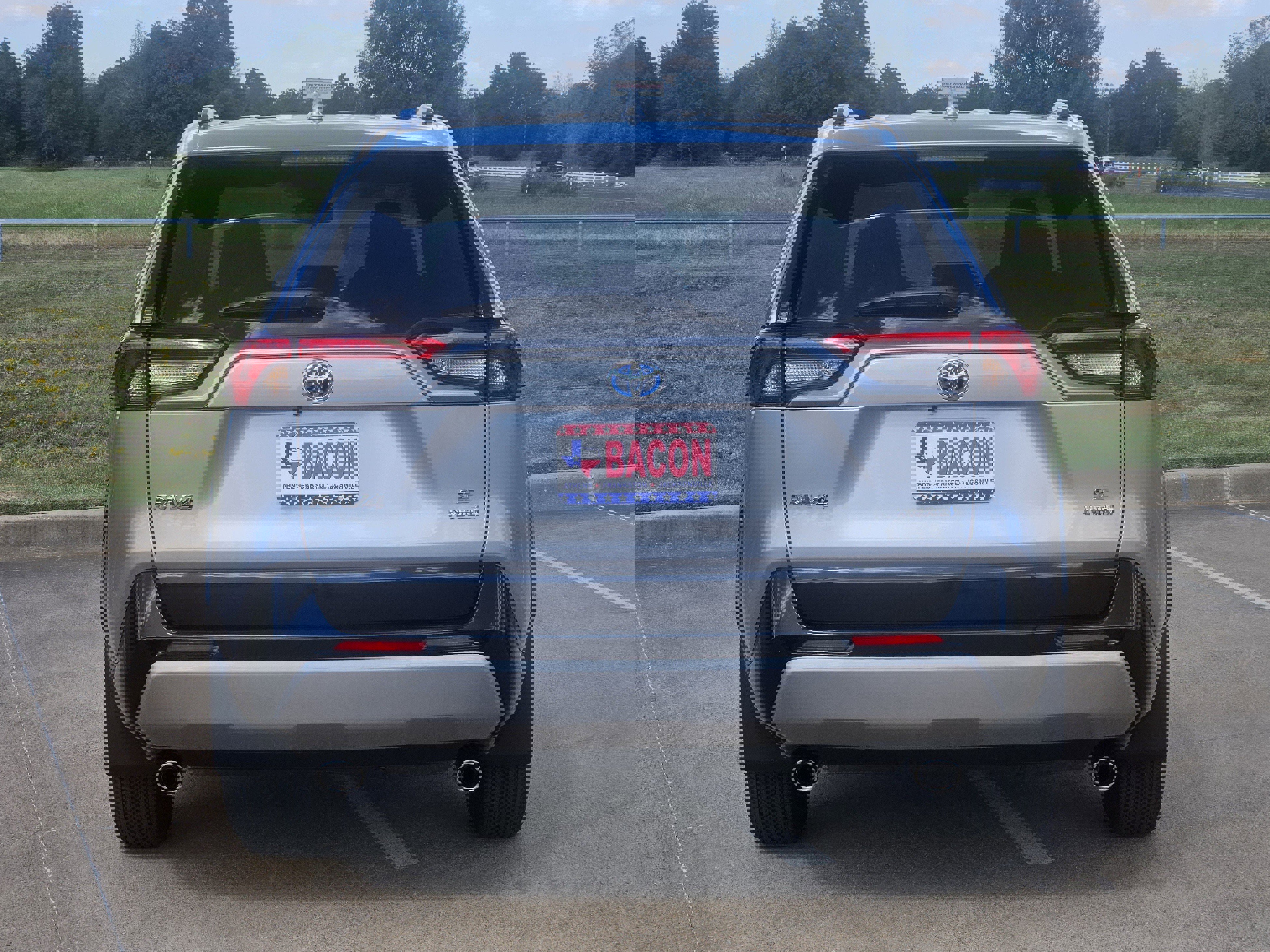 Used 2023 Toyota RAV4 SE image 5
