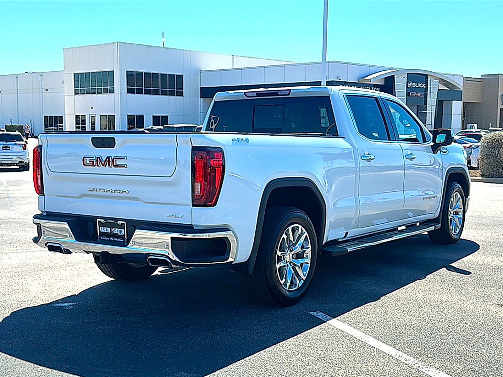 Used 2022 GMC Sierra 1500 SLT image 8