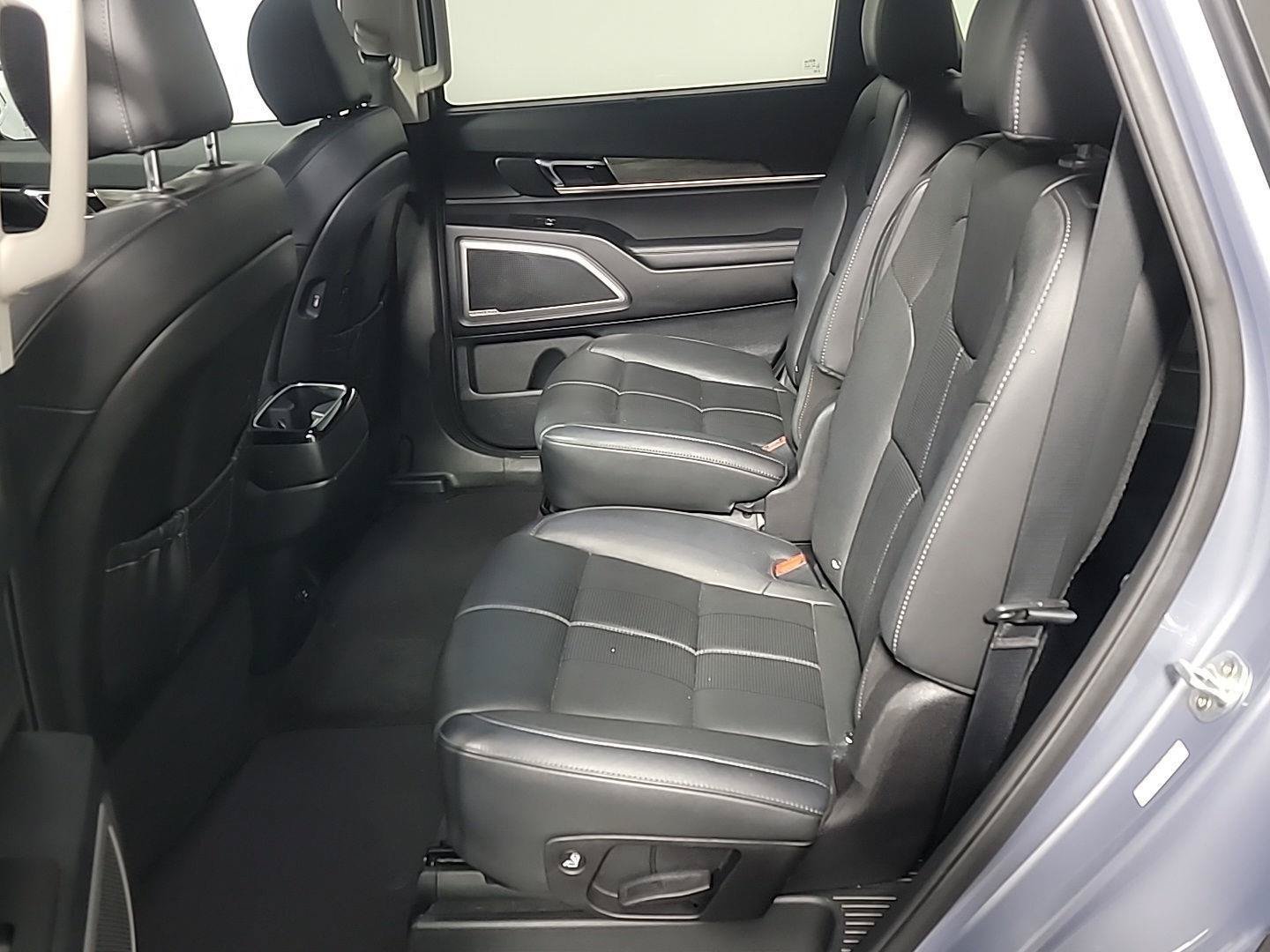 Used 2020 Kia Telluride EX w/ EX Premium Package AWD/4WD image 18