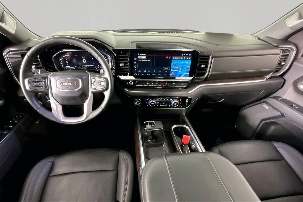 Used 2024 GMC Sierra 1500 SLT RWD image 8
