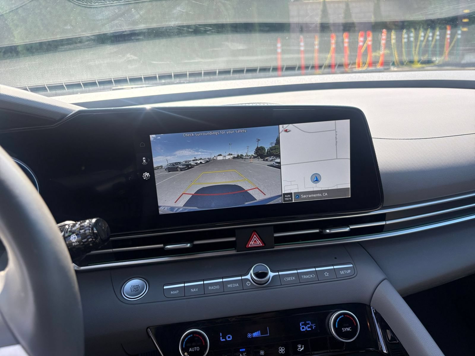 Used 2025 Hyundai Elantra SEL FWD image 22