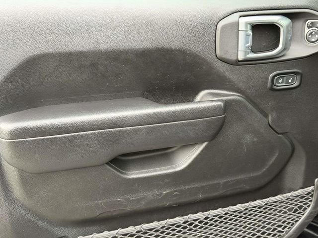 Used 2023 Jeep Gladiator Sport image 12