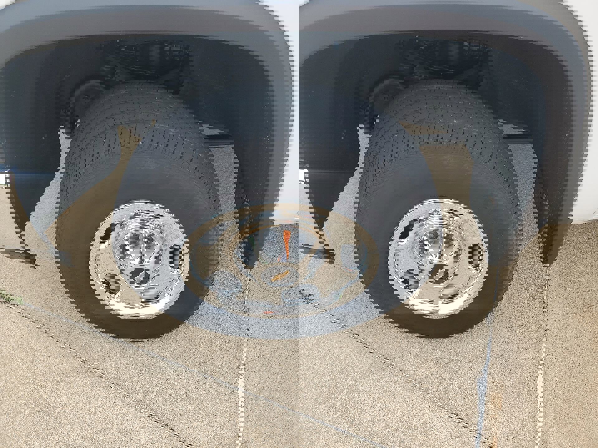 Used 2024 Chevrolet Silverado 2500 LT w/ Convenience Package image 38