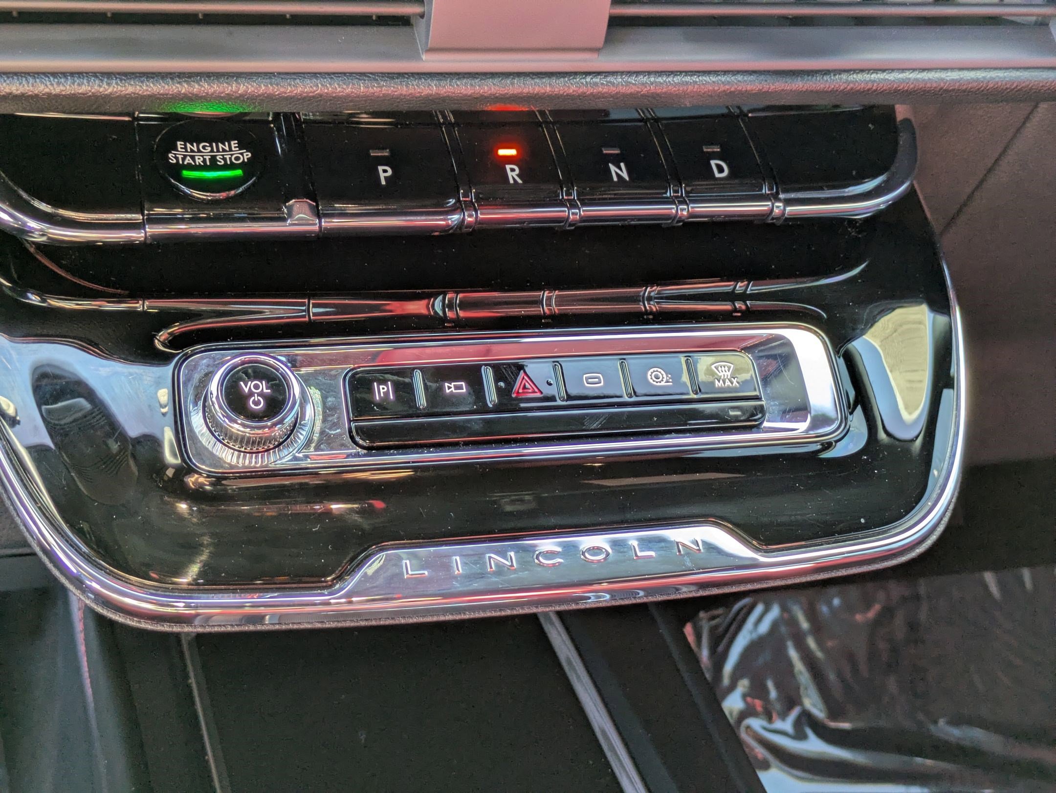 Used 2025 Lincoln Corsair Grand Touring w/ Equipment Group 302A image 25