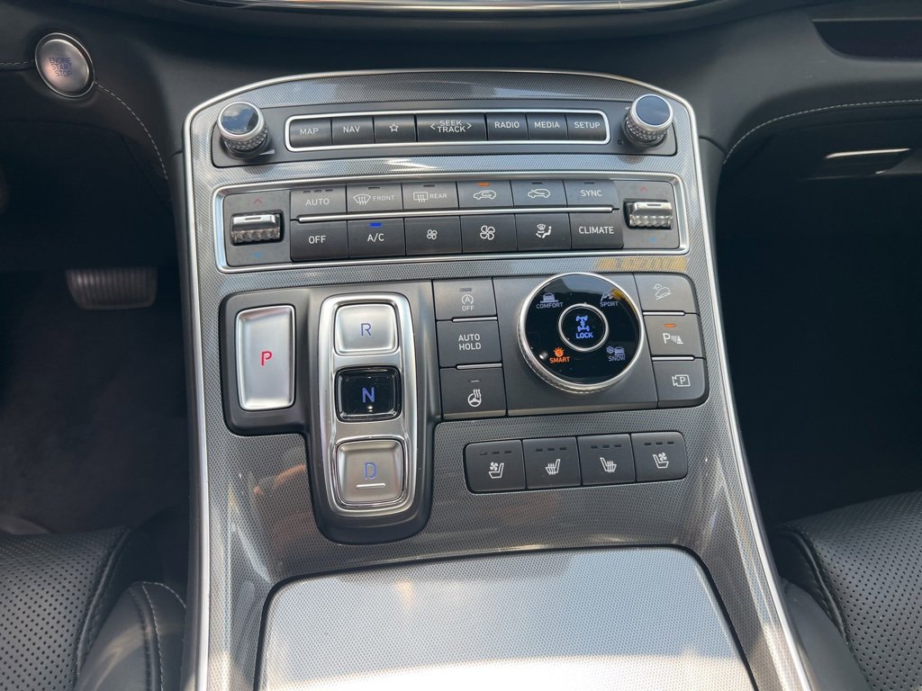 Used 2023 Hyundai Santa Fe Calligraphy image 17