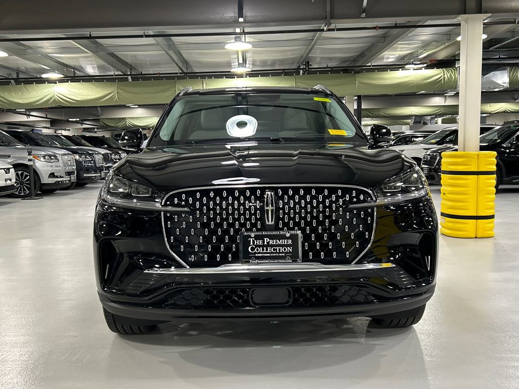 Used 2026 Lincoln Aviator Reserve w/ Illumination Package image 6