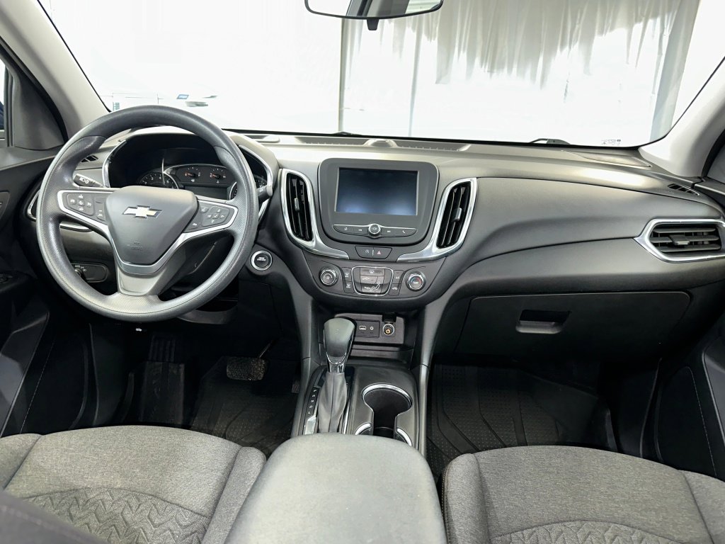 Used 2022 Chevrolet Equinox LT w/ LPO, Floor Liner Package image 28