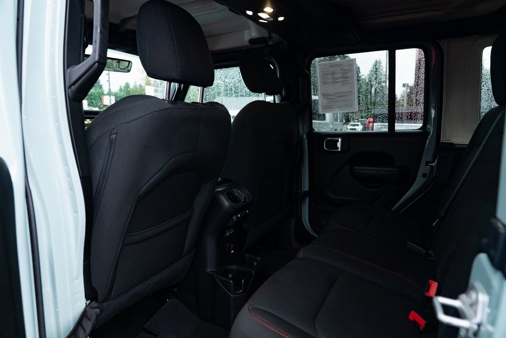 Used 2023 Jeep Wrangler Unlimited Rubicon w/ Cold Weather Group image 24