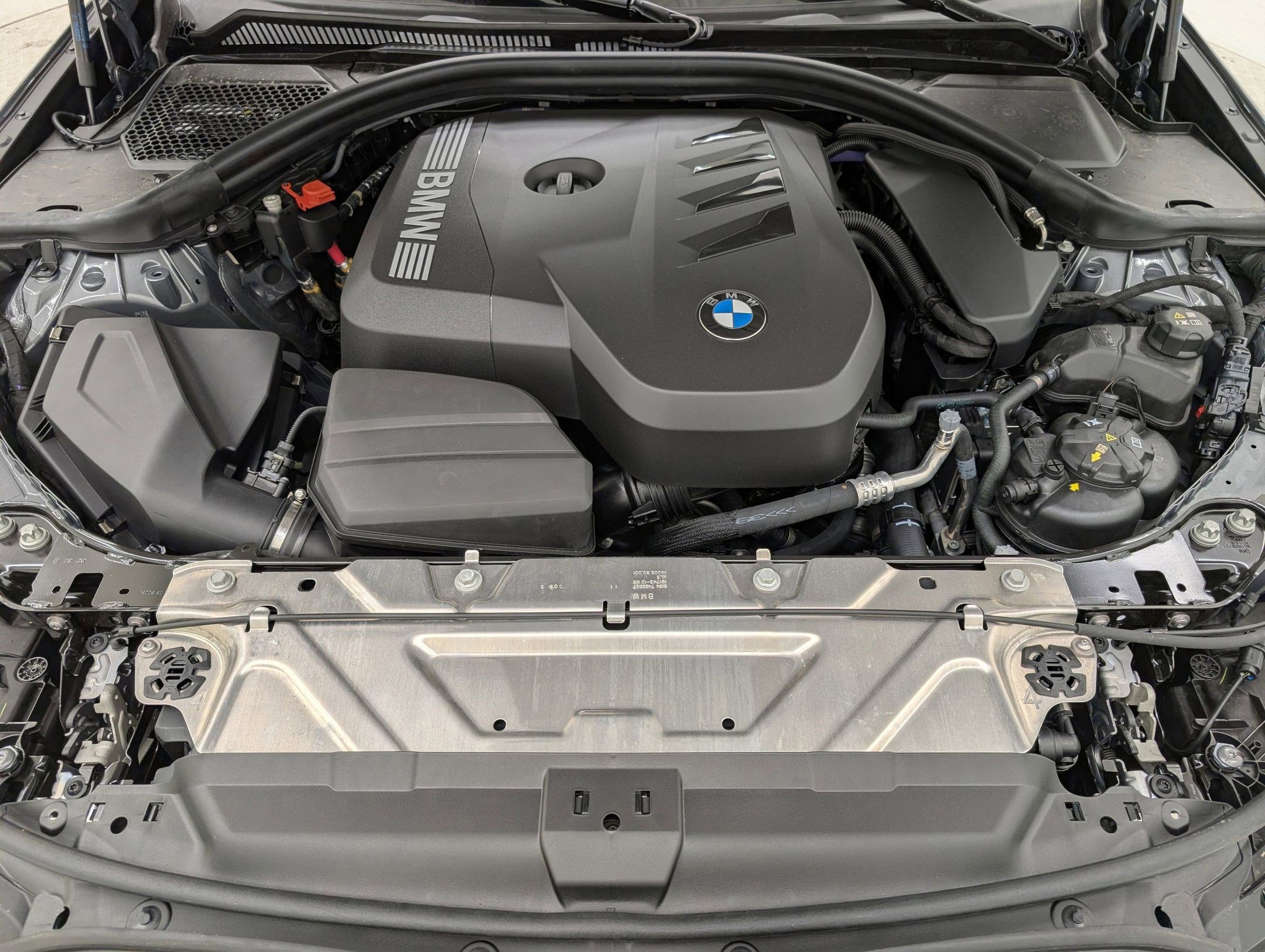 Used 2025 BMW 330i xDrive Sedan w/ Premium Package image 25