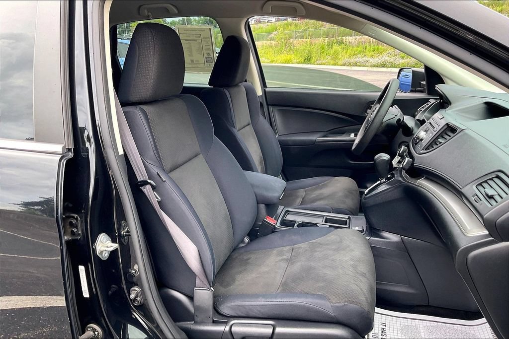 Used 2016 Honda CR-V LX image 7